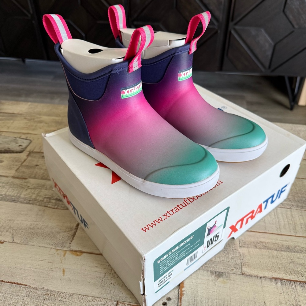 Women’s XTRATUF Boots